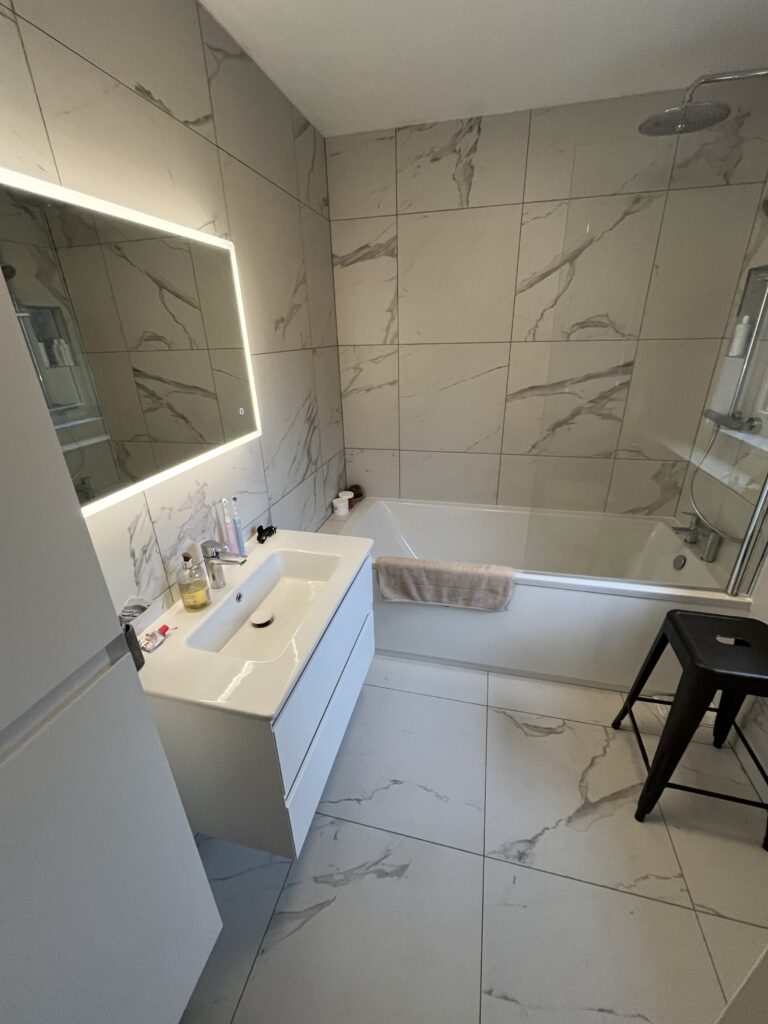 bathroom refurbishment